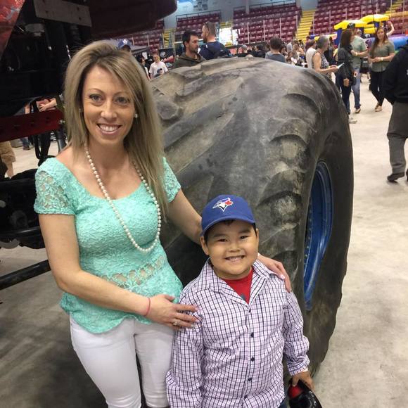 Meet your Posher, Kimberly - Picture 1 of 1